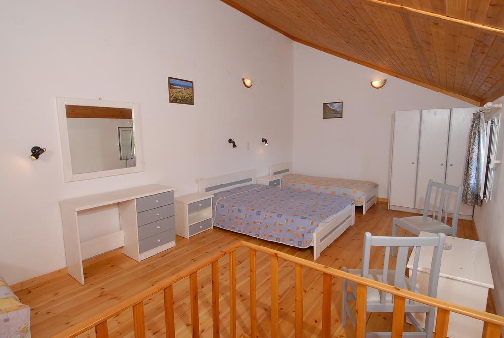 Starvillas Apartments And Studios Agia Efimia Luaran gambar