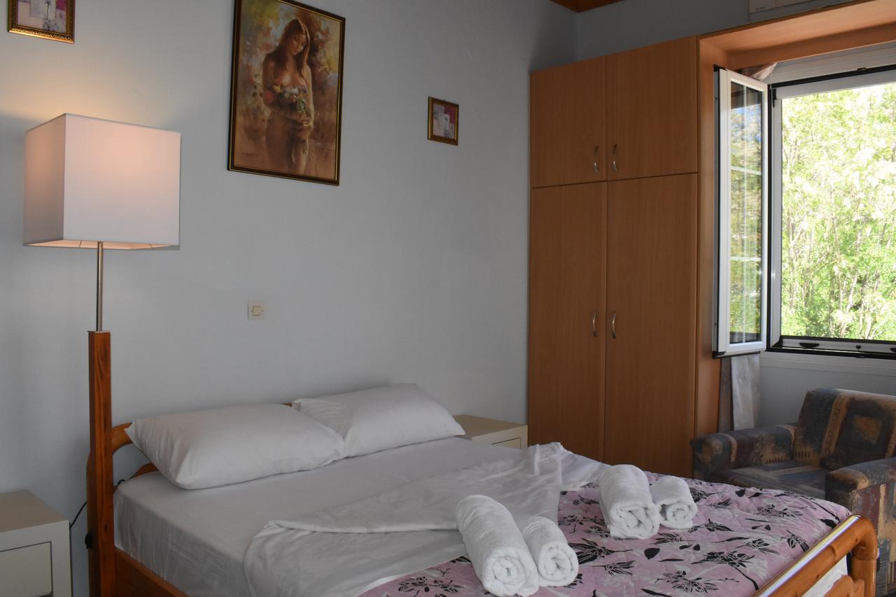 Starvillas Apartments And Studios Agia Efimia Luaran gambar