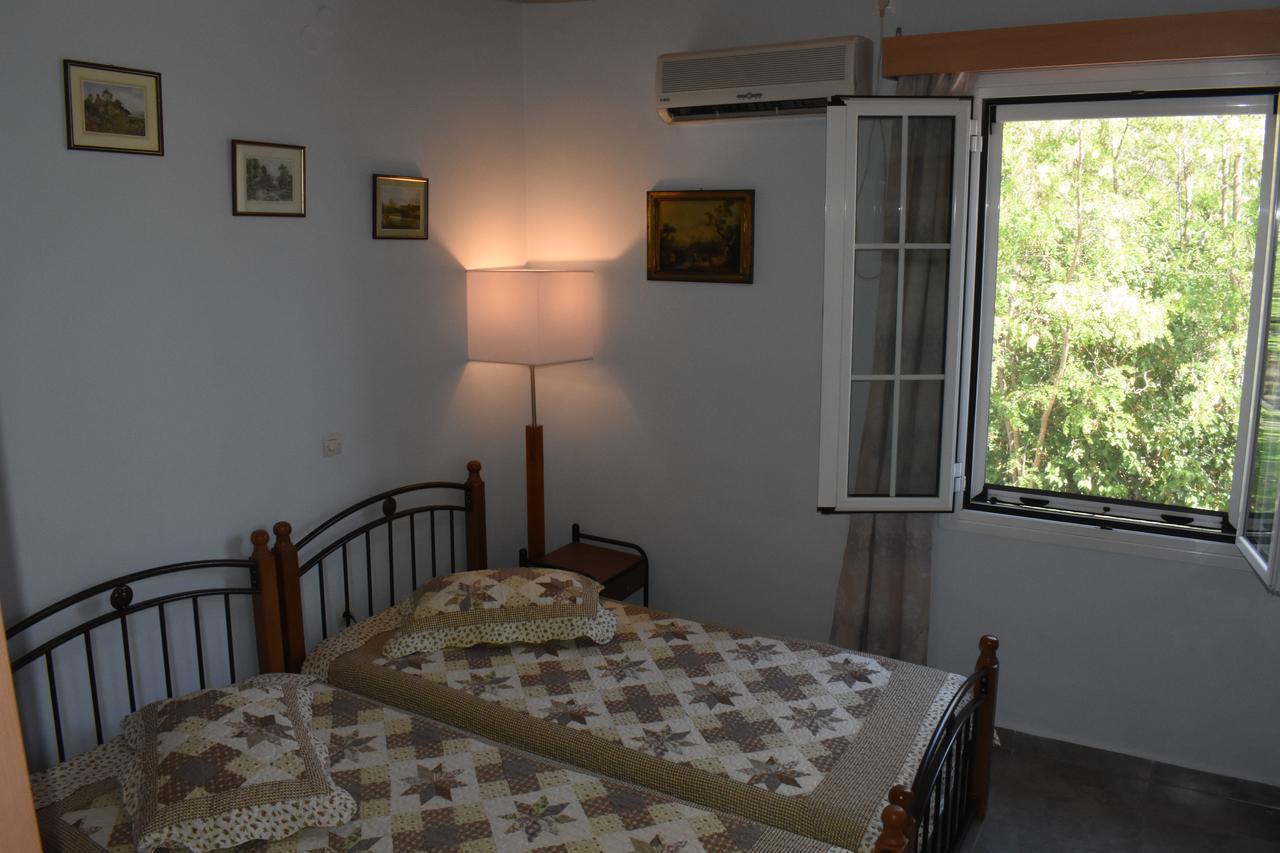 Starvillas Apartments And Studios Agia Efimia Luaran gambar